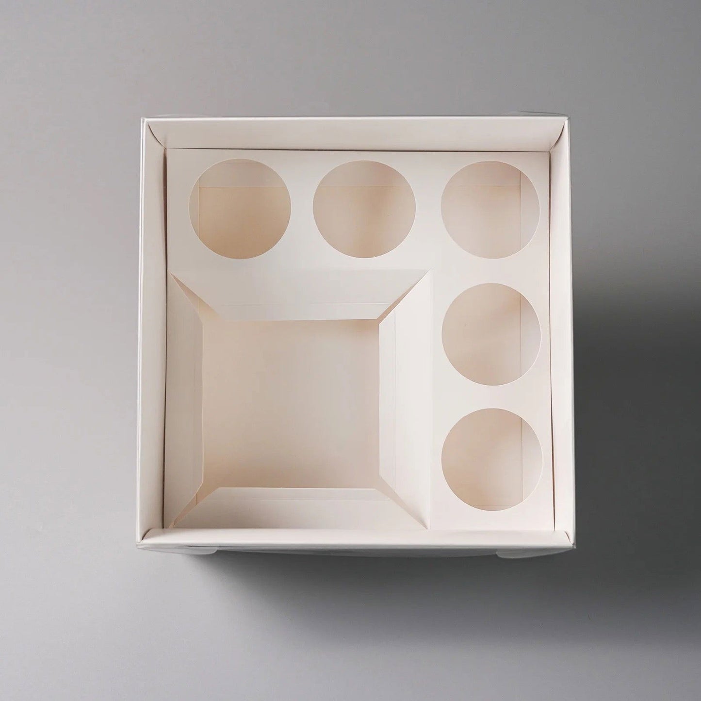 Bento Box with 5-Cupcake Insert and Clear Lid - The Baker's Bow-tique